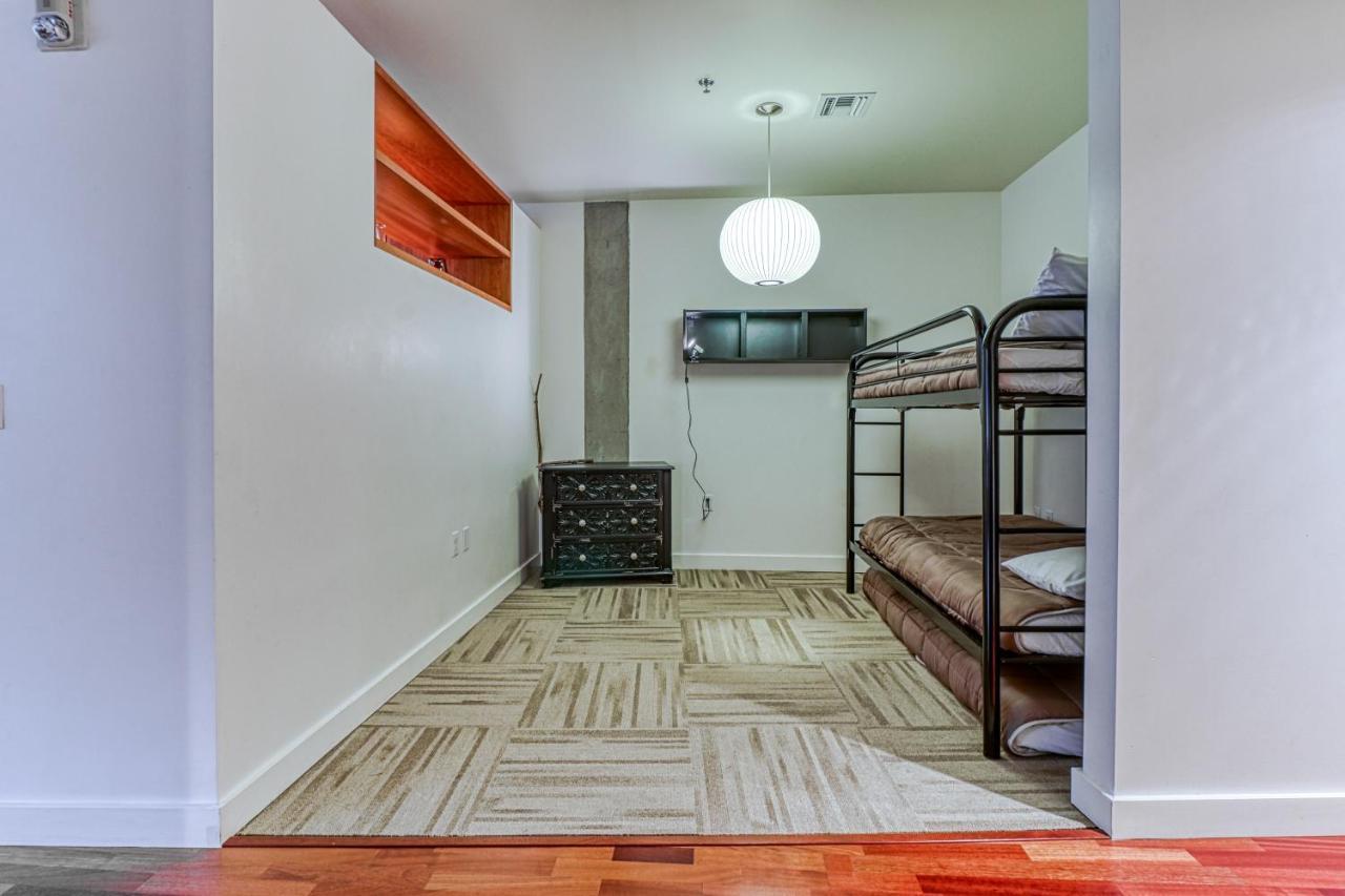 Oak Street Lofts Hotel Hood River Bagian luar foto