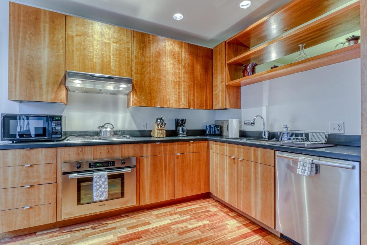 Oak Street Lofts Hotel Hood River Bagian luar foto