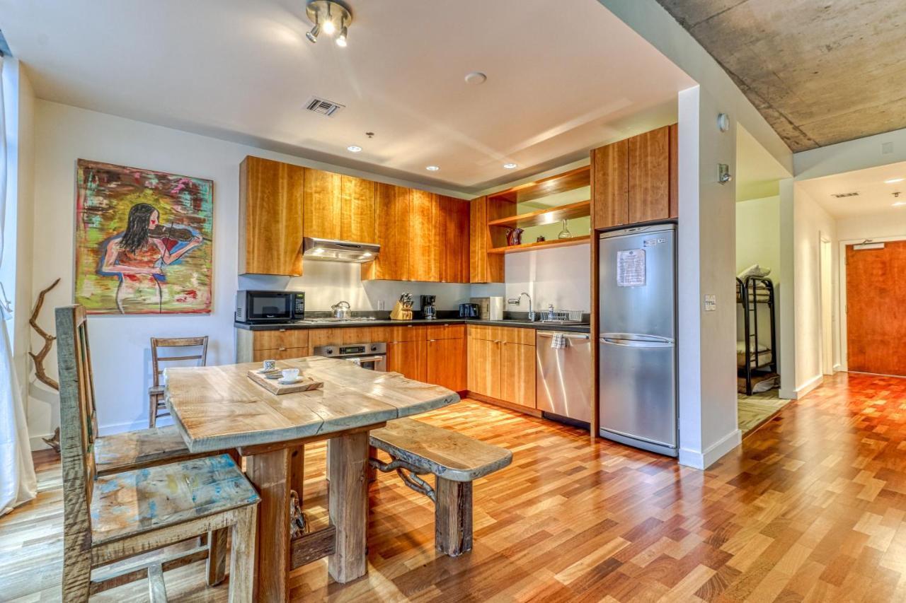 Oak Street Lofts Hotel Hood River Bagian luar foto